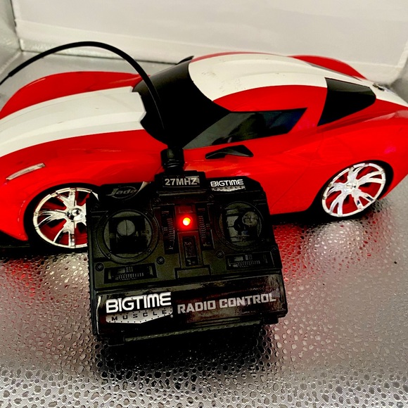 Chevy “Corvette” Stingray Remote Control Sports Car- 2009 - Picture 11 of 13